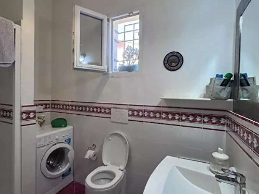 Immagine 19 di Villa in vendita  a Pisa