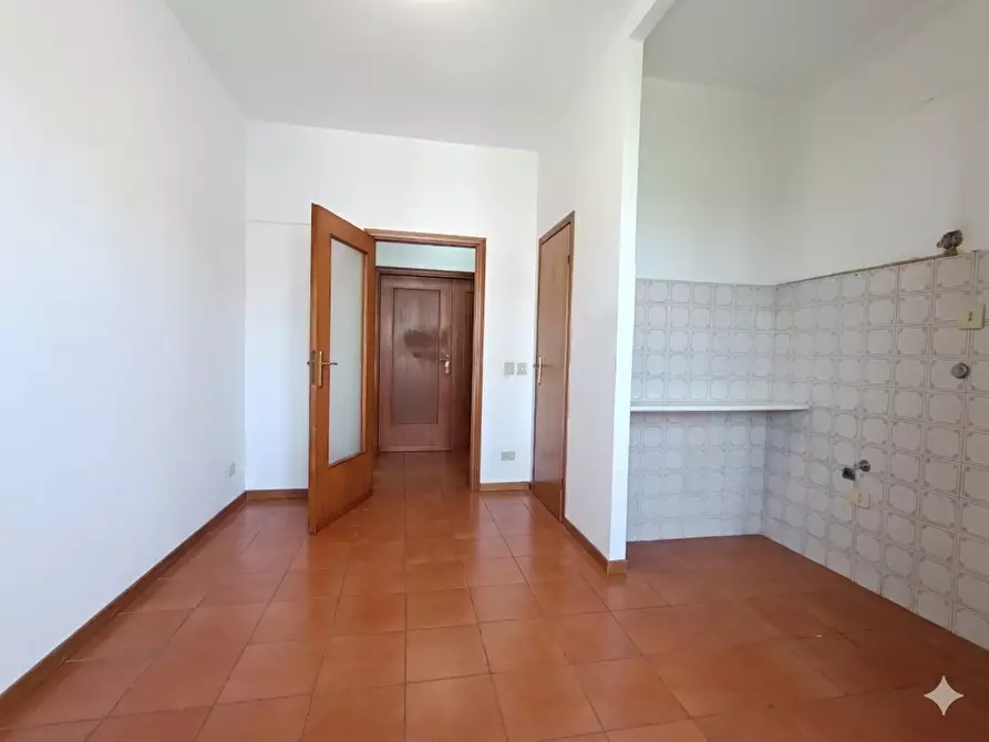 Immagine 4 di Appartamento in vendita  a Pisa