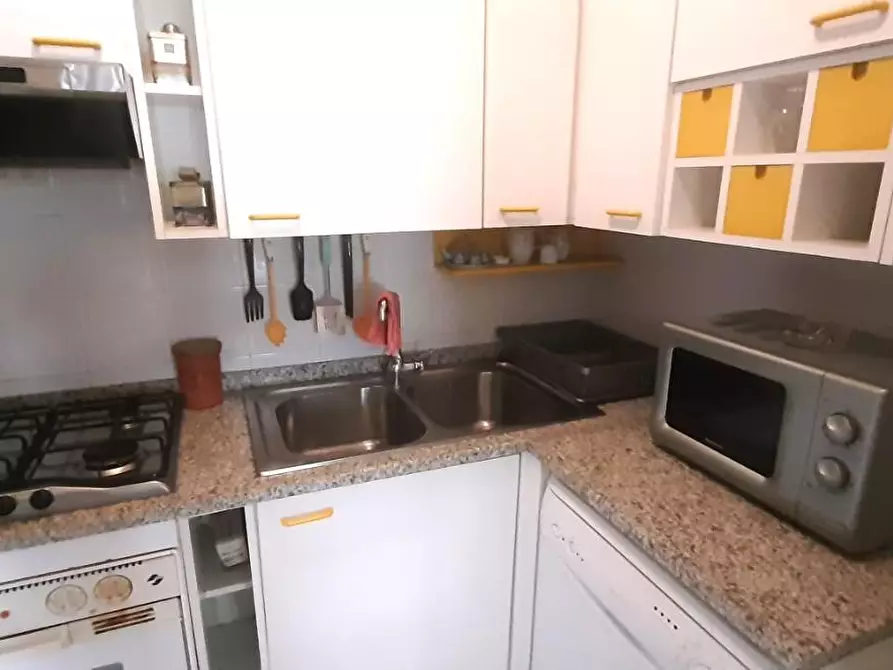 Immagine 10 di Appartamento in vendita  a Rosignano Marittimo