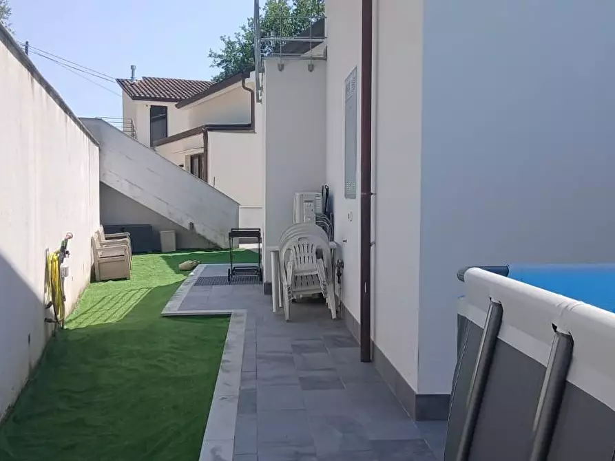 Immagine 36 di Villa in affitto  a Castelnuovo Magra