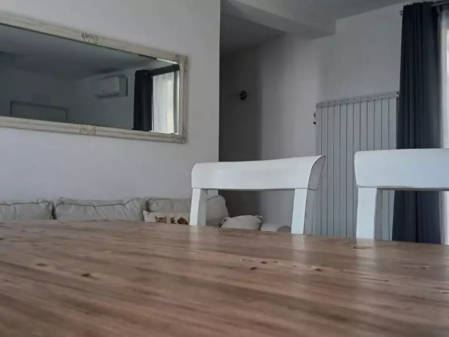 Immagine 55 di Villa in affitto  a Castelnuovo Magra