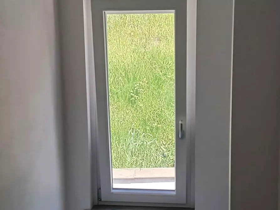 Immagine 18 di Villa in affitto  a Castelnuovo Magra