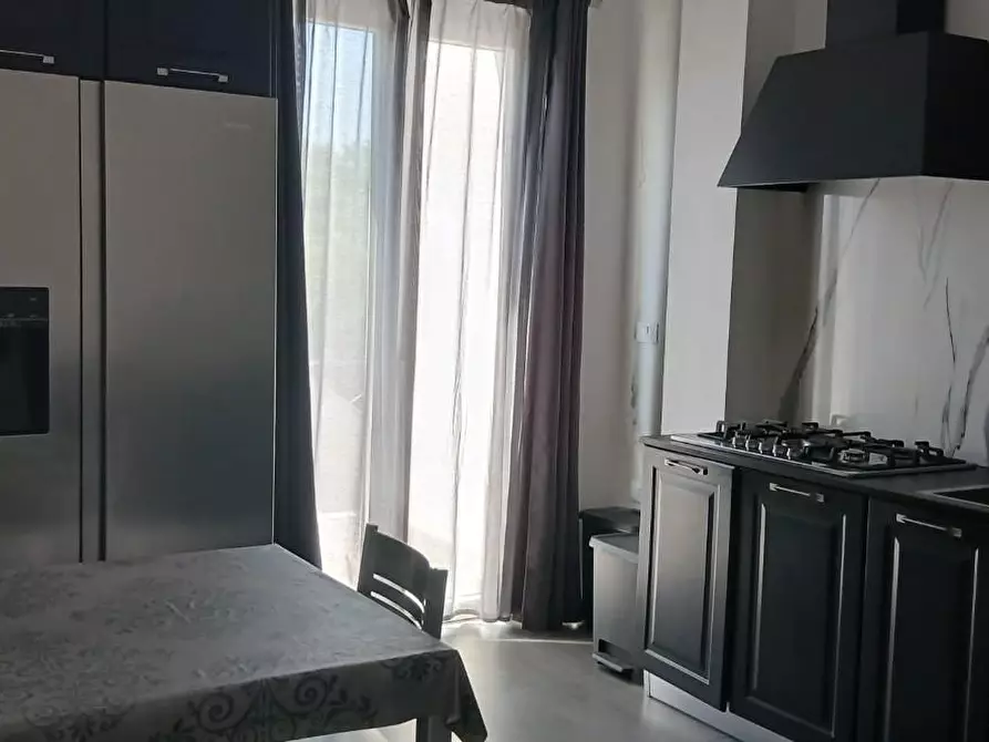 Immagine 26 di Villa in affitto  a Castelnuovo Magra