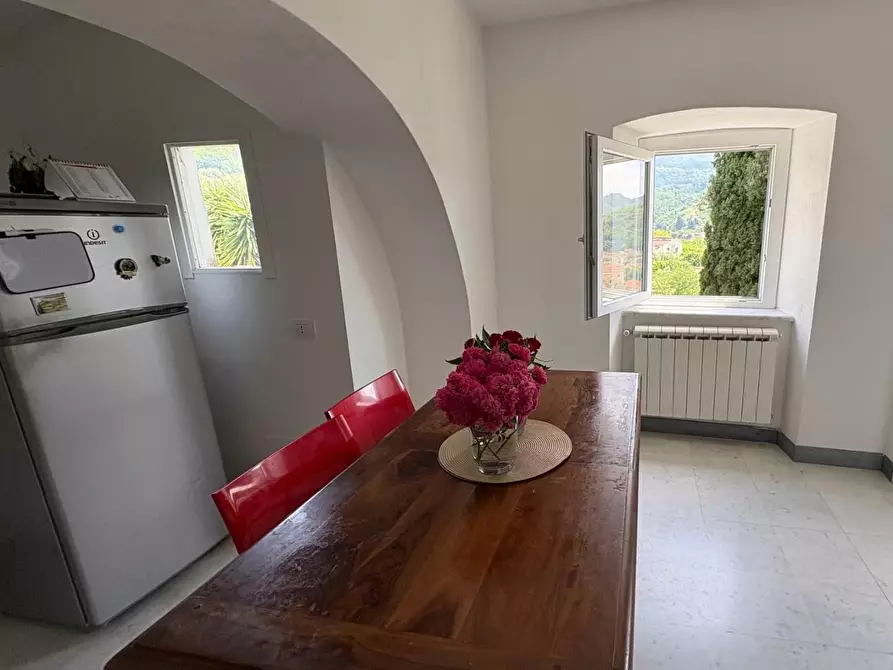 Immagine 11 di Appartamento in vendita  a Carrara