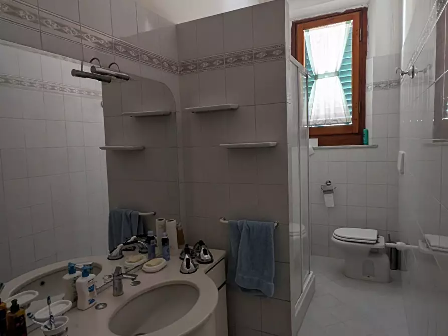 Immagine 10 di Appartamento in vendita  a Empoli