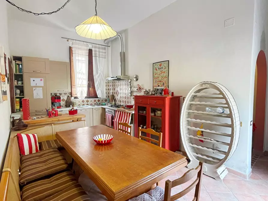 Immagine 32 di Villa in vendita  a Vicopisano