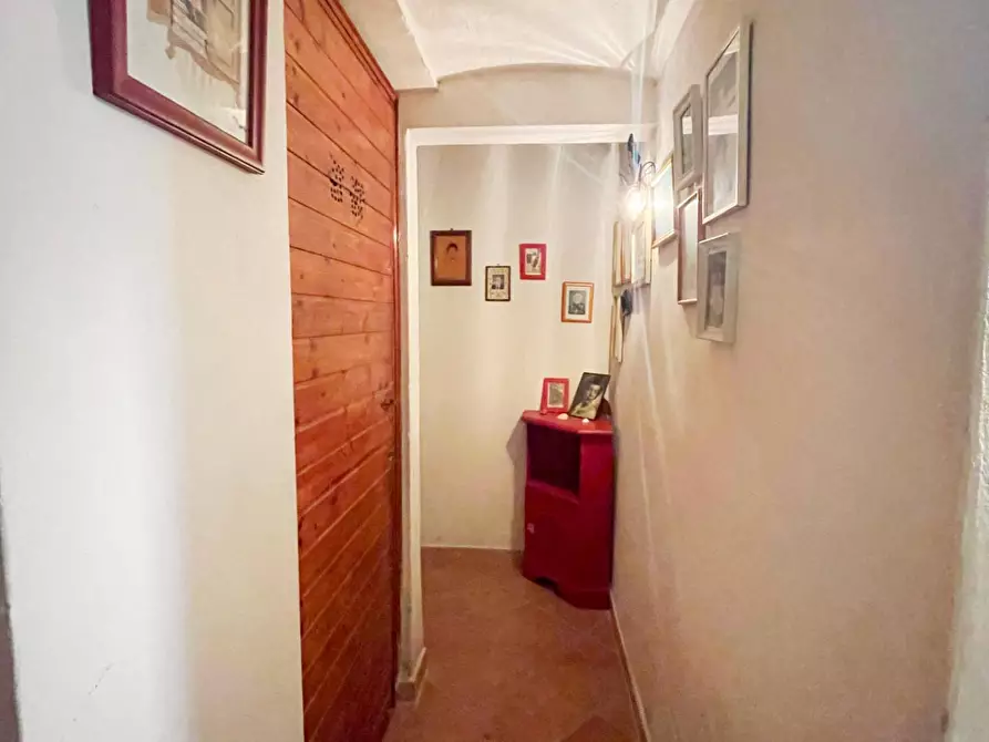Immagine 36 di Villa in vendita  a Vicopisano