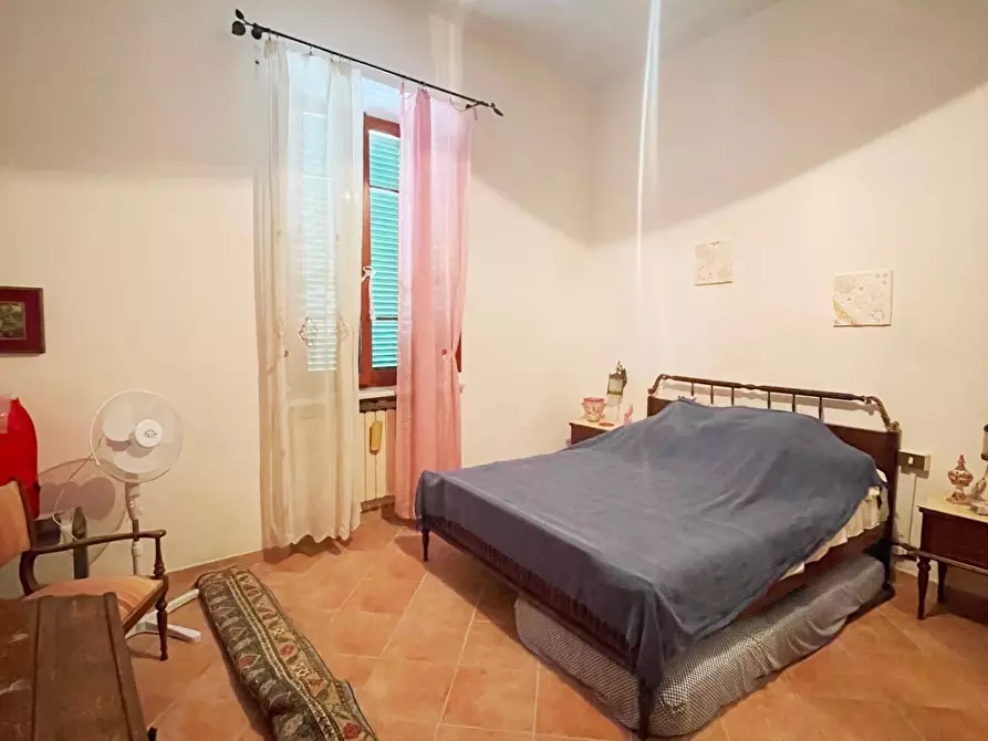 Immagine 25 di Villa in vendita  a Vicopisano