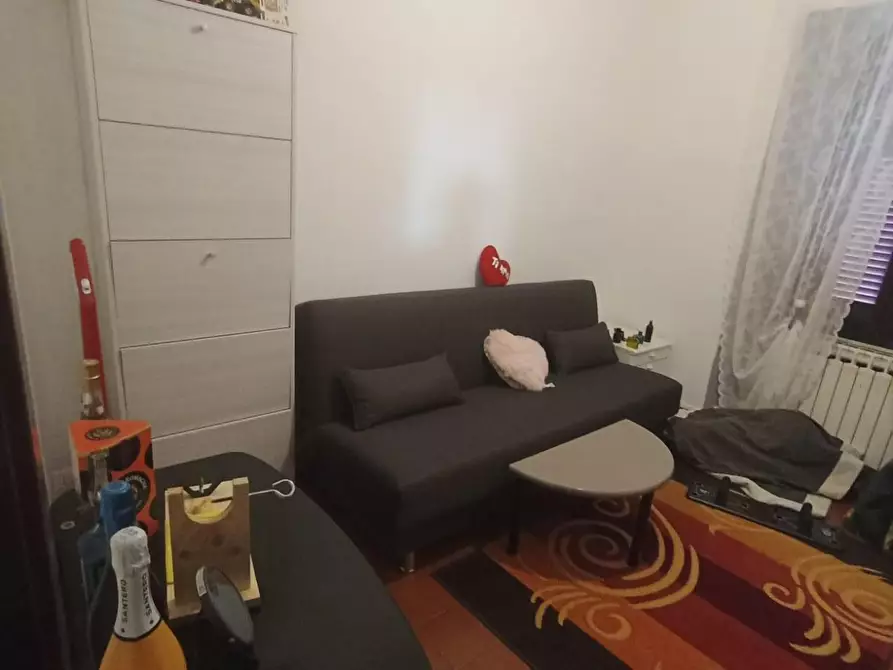 Immagine 17 di Appartamento in vendita  a Carrara
