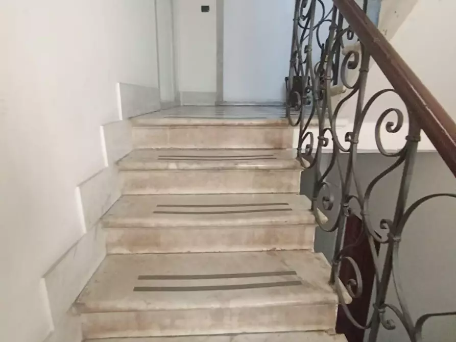 Immagine 40 di Appartamento in vendita  a Carrara