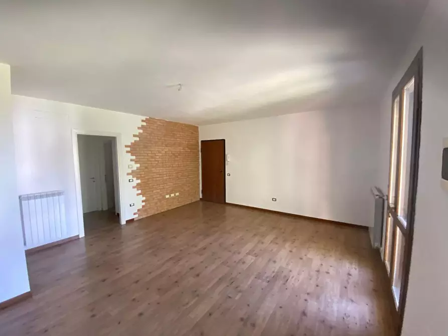 Immagine 7 di Appartamento in vendita  a Santa Maria A Monte