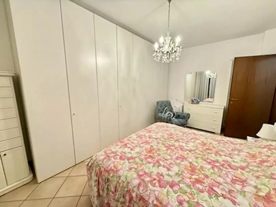 Immagine 18 di Appartamento in vendita  a Ponsacco