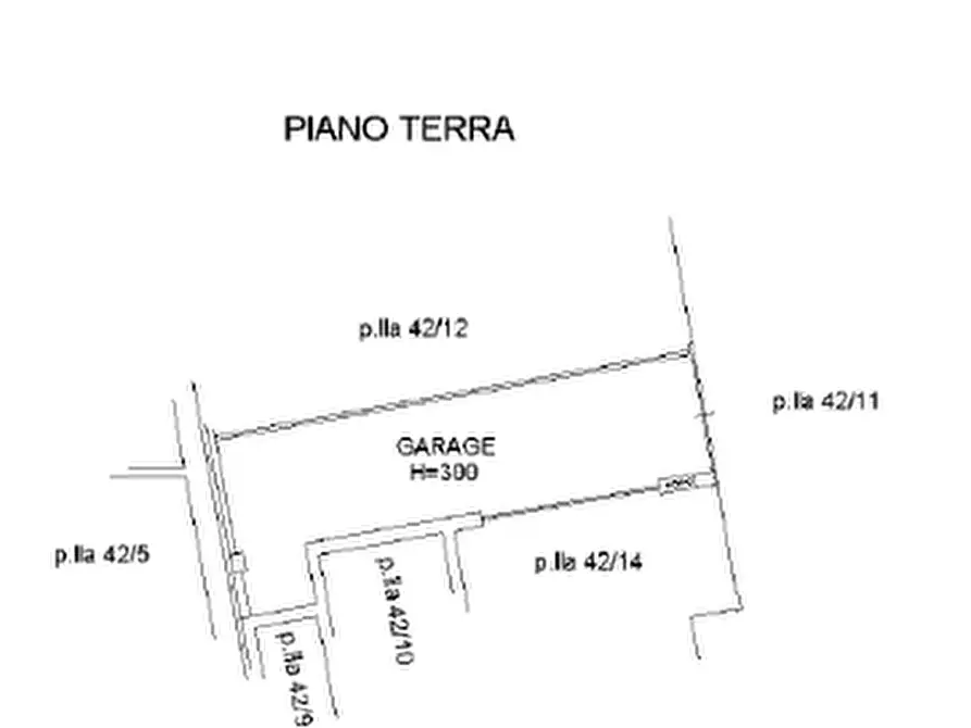 Immagine 1 di Garage in vendita  a Pisa