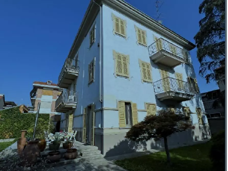 Immagine 1 di Appartamento in vendita  a Valenza
