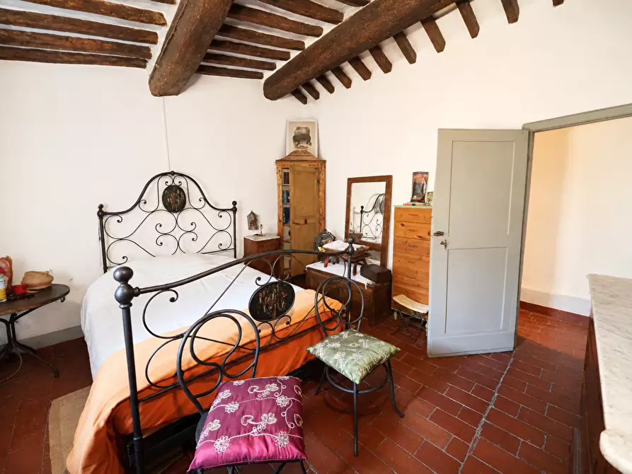 Immagine 11 di Casa semindipendente in vendita  a Terricciola