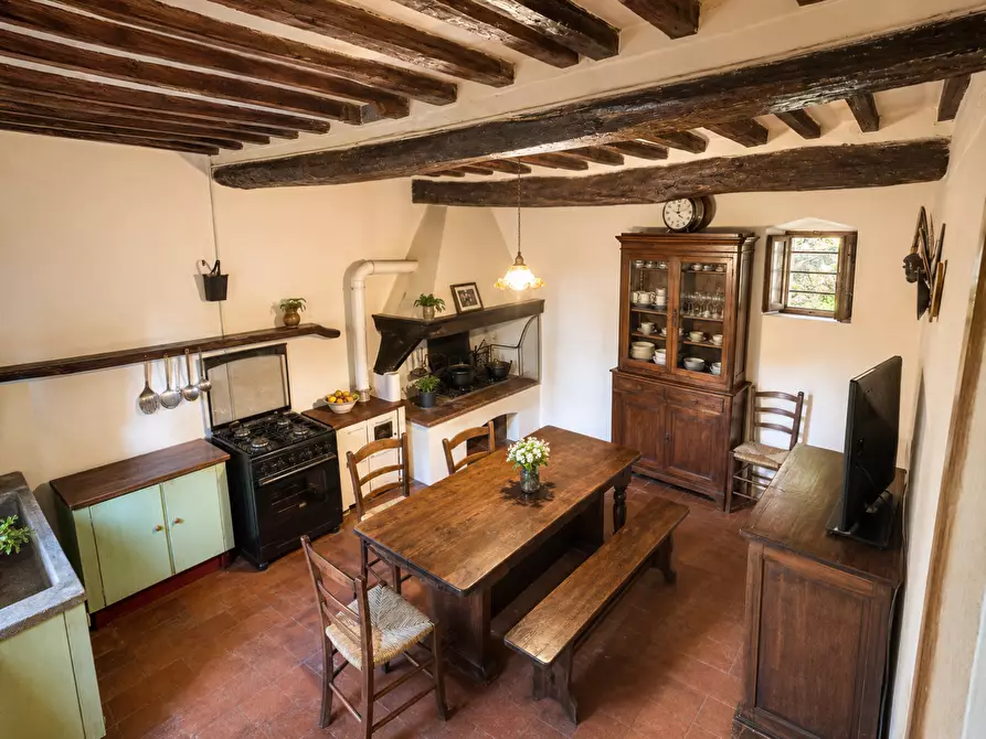 Immagine 2 di Casa semindipendente in vendita  a Terricciola