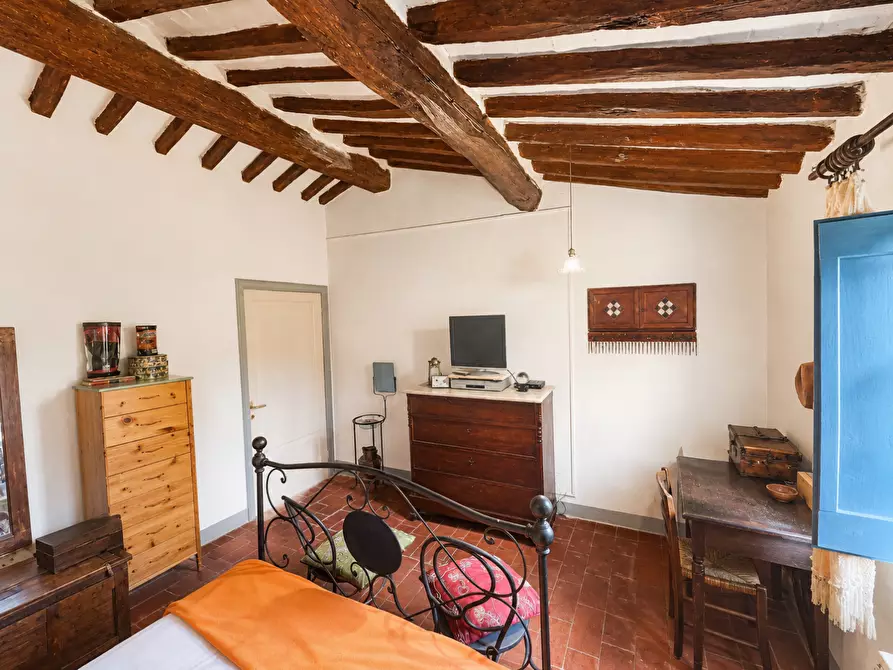 Immagine 9 di Casa semindipendente in vendita  a Terricciola