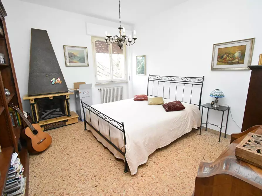 Immagine 17 di Casa bifamiliare in vendita  a Pisa
