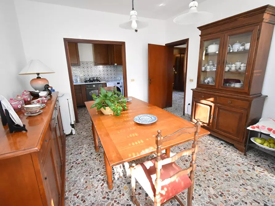 Immagine 13 di Casa bifamiliare in vendita  a Pisa