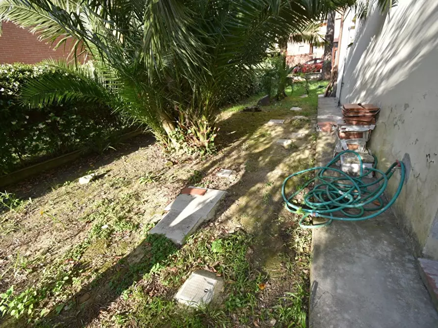 Immagine 31 di Casa bifamiliare in vendita  a Pisa