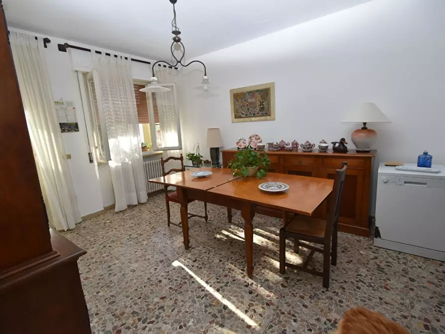 Immagine 10 di Casa bifamiliare in vendita  a Pisa