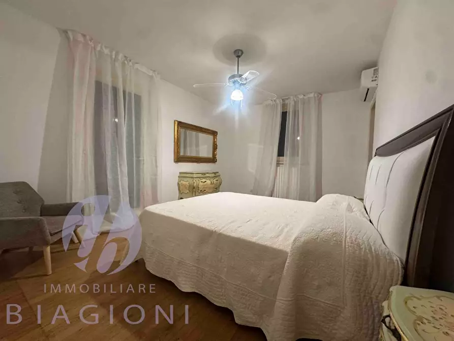 Immagine 18 di Villa in affitto  a Pietrasanta