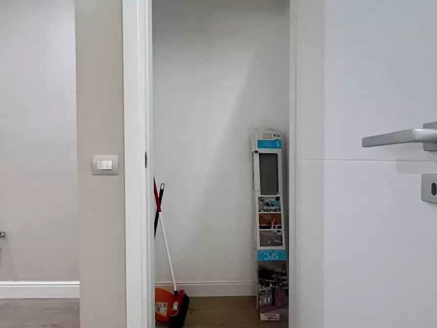 Immagine 12 di Appartamento in vendita  a Pisa
