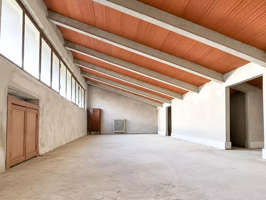 Immagine 8 di Casa bifamiliare in vendita  a Montignoso