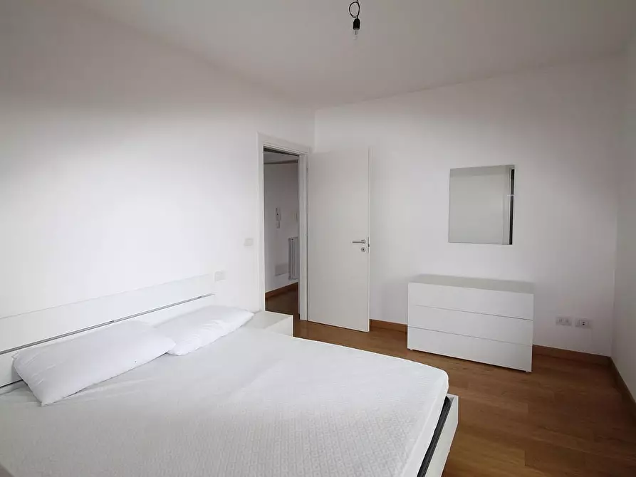 Immagine 9 di Appartamento in vendita  a Siena