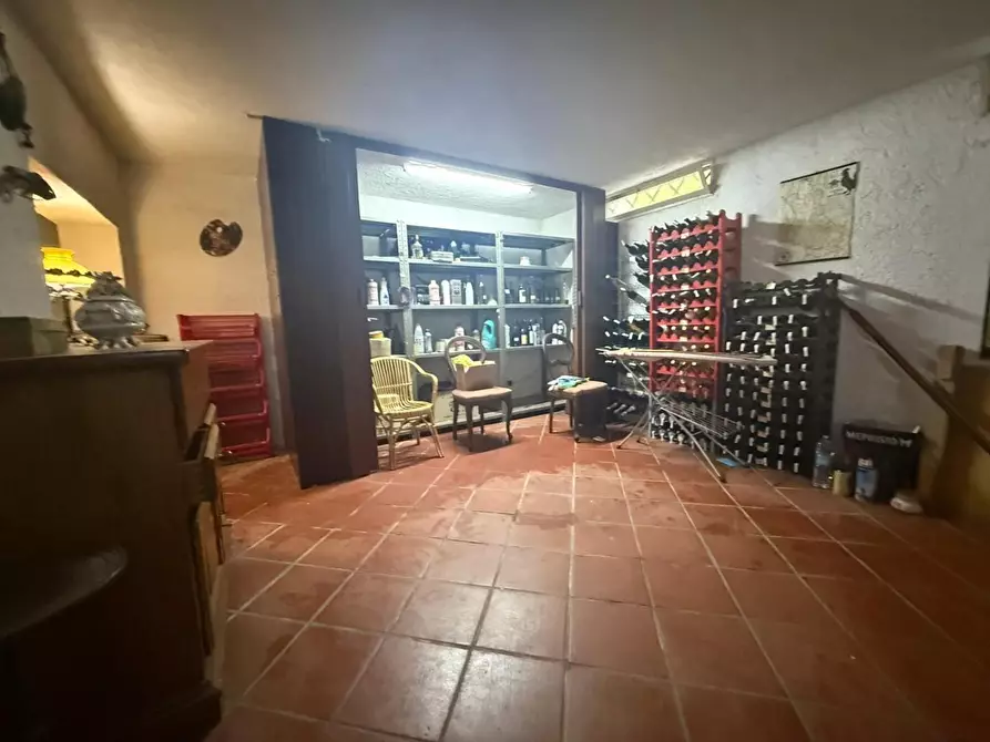 Immagine 22 di Villa in vendita  a Viareggio