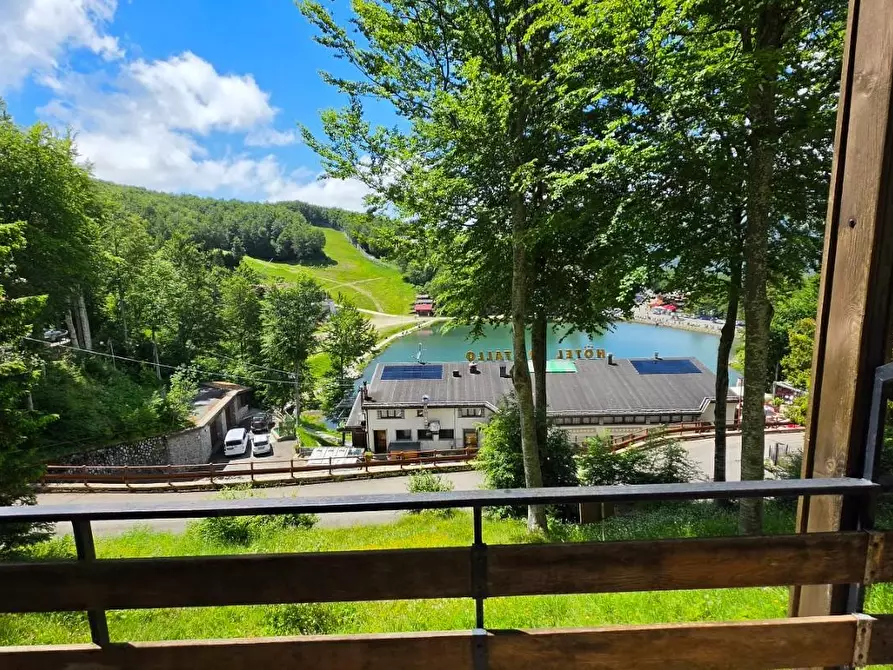 Immagine 1 di Appartamento in vendita  a Ventasso