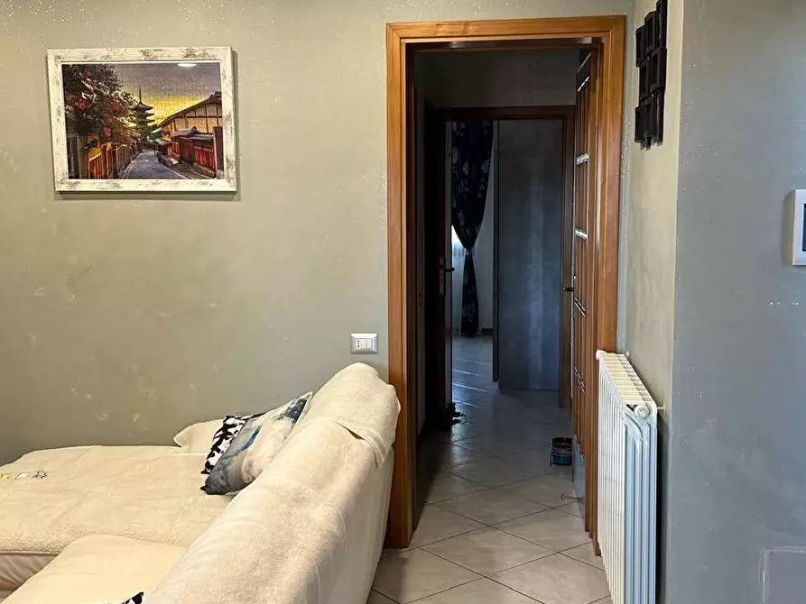 Immagine 5 di Appartamento in vendita  a Capraia E Limite