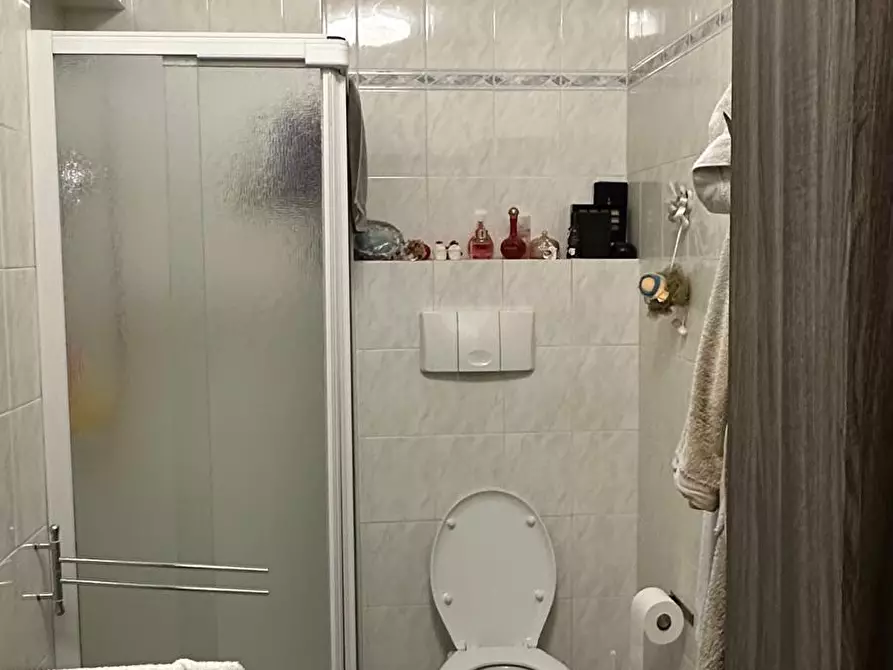 Immagine 11 di Appartamento in vendita  a Capraia E Limite