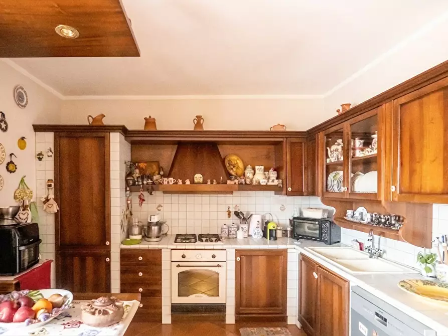 Immagine 23 di Casa colonica in vendita  a Fauglia