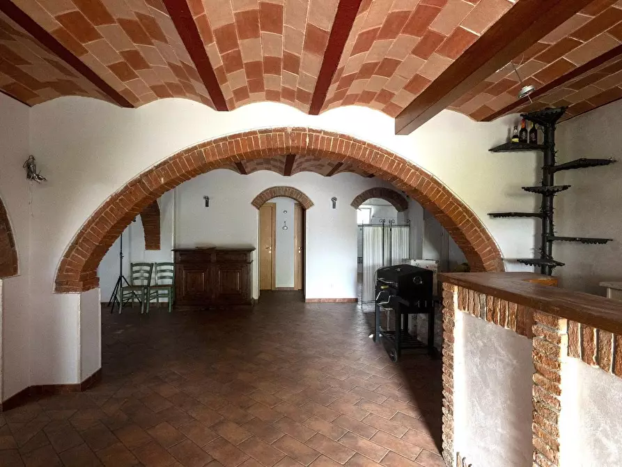 Immagine 14 di Casa colonica in vendita  a Fauglia