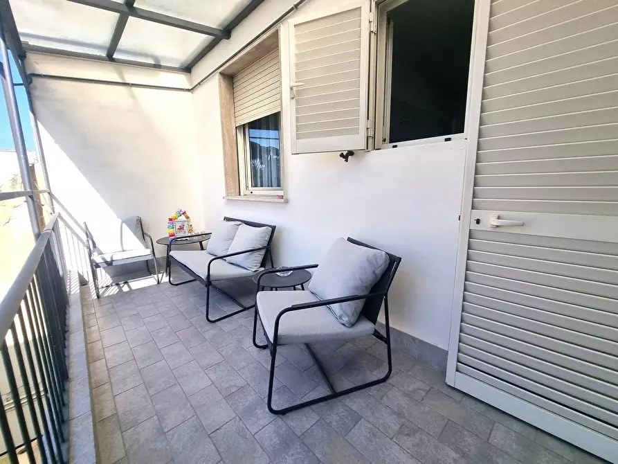 Immagine 1 di Appartamento in vendita  a Viareggio