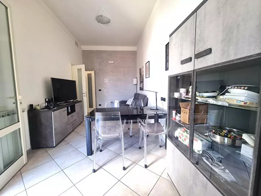 Immagine 2 di Appartamento in vendita  a Viareggio