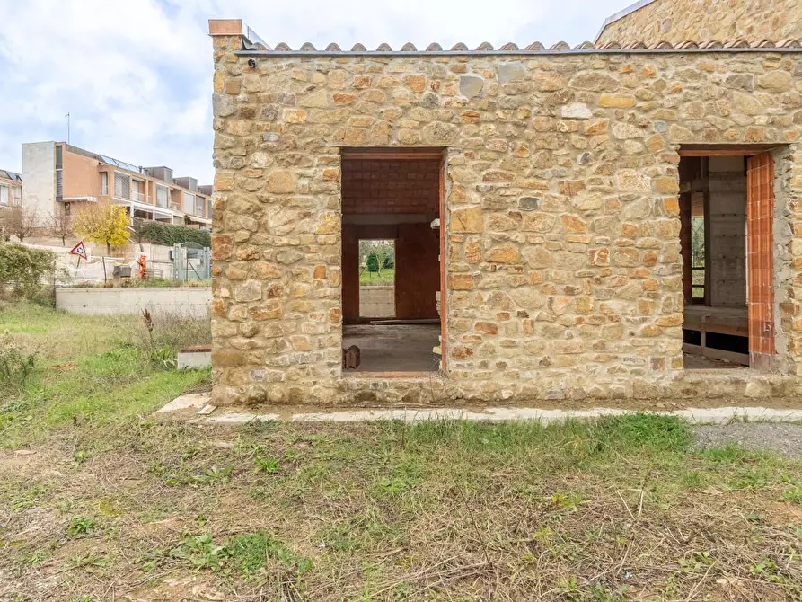 Immagine 13 di Casa indipendente in vendita  a Monteriggioni