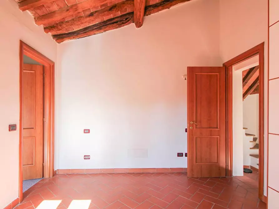 Immagine 12 di Appartamento in vendita  a Cascina