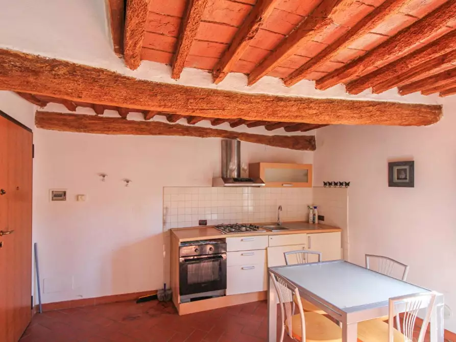 Immagine 10 di Appartamento in vendita  a Cascina