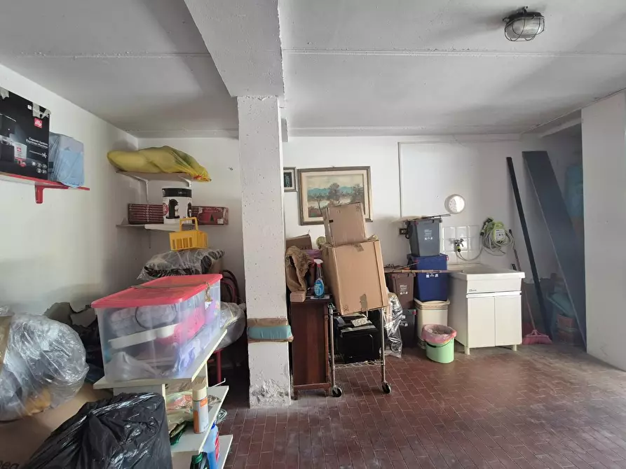 Immagine 30 di Appartamento in vendita  a Cascina