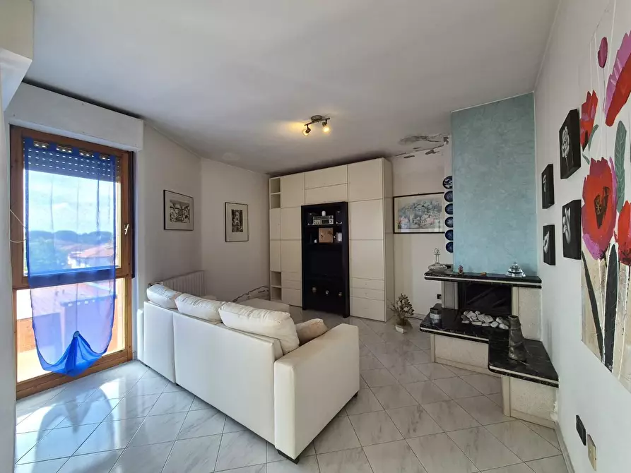 Immagine 12 di Appartamento in vendita  a Cascina