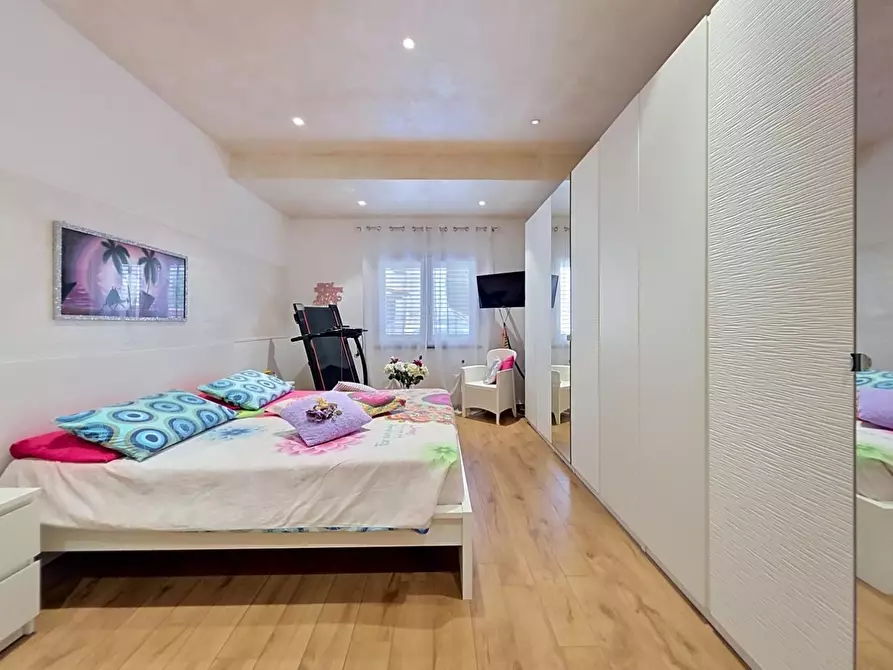 Immagine 43 di Casa bifamiliare in vendita  a San Giuliano Terme