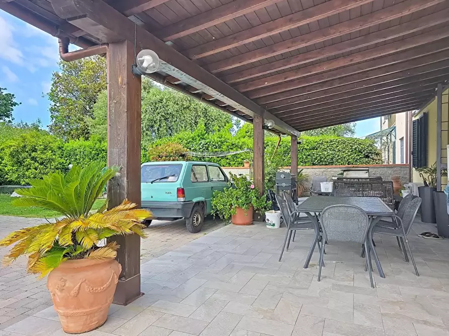 Immagine 36 di Casa bifamiliare in vendita  a San Giuliano Terme