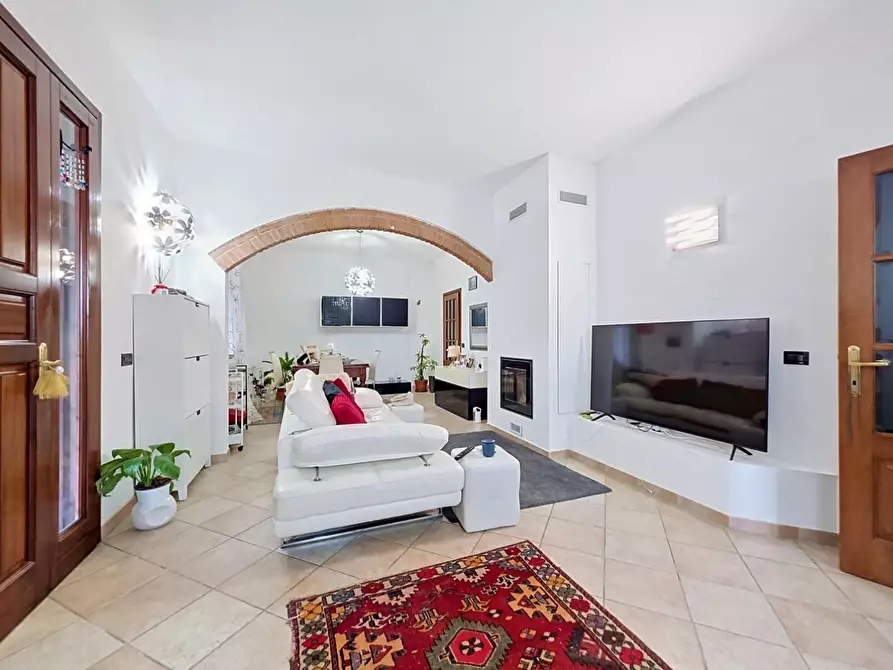 Immagine 2 di Casa bifamiliare in vendita  a San Giuliano Terme