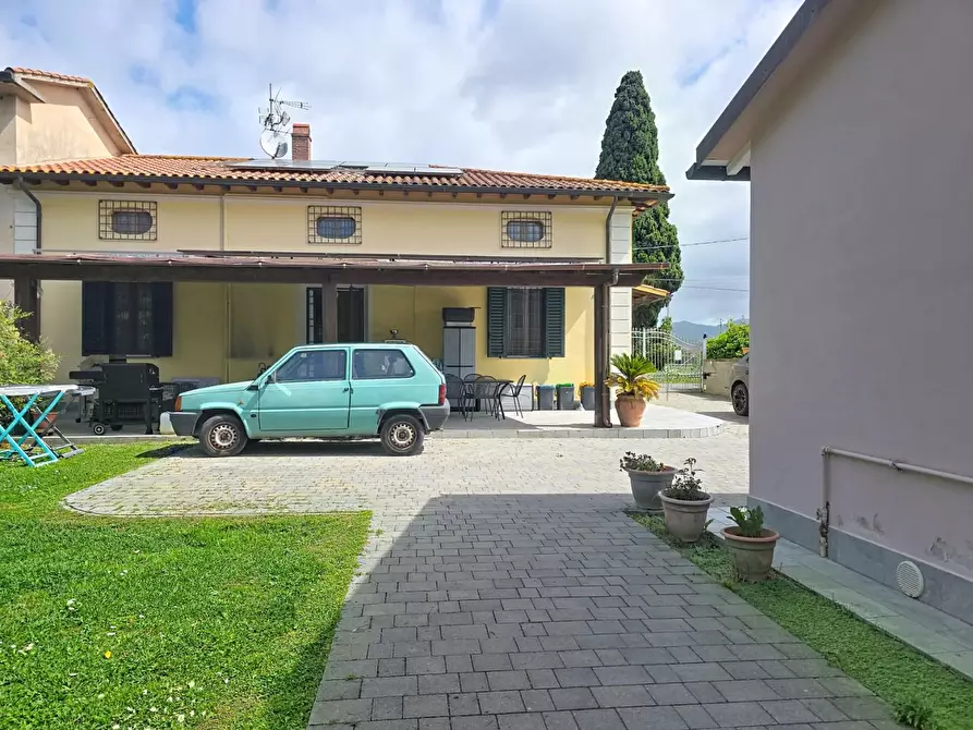 Immagine 39 di Casa bifamiliare in vendita  a San Giuliano Terme