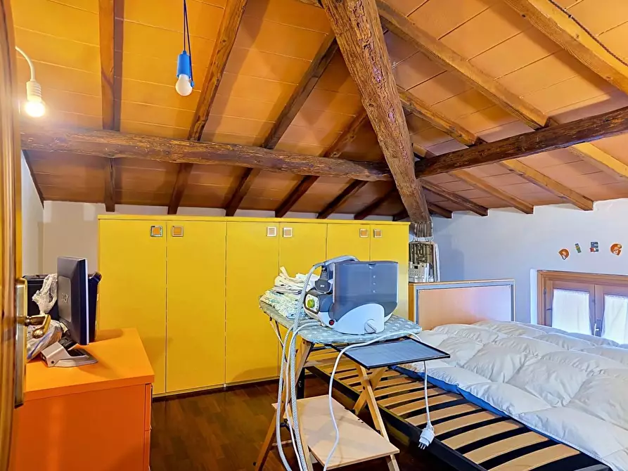 Immagine 30 di Casa bifamiliare in vendita  a San Giuliano Terme