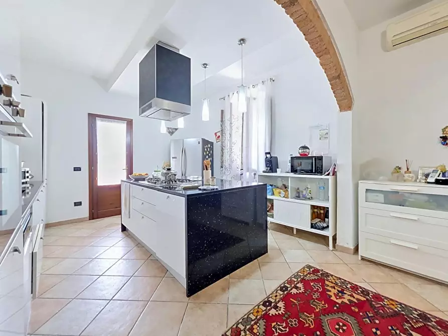 Immagine 19 di Casa bifamiliare in vendita  a San Giuliano Terme