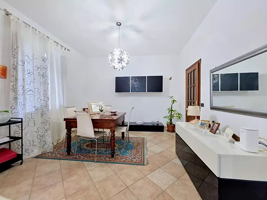 Immagine 9 di Casa bifamiliare in vendita  a San Giuliano Terme