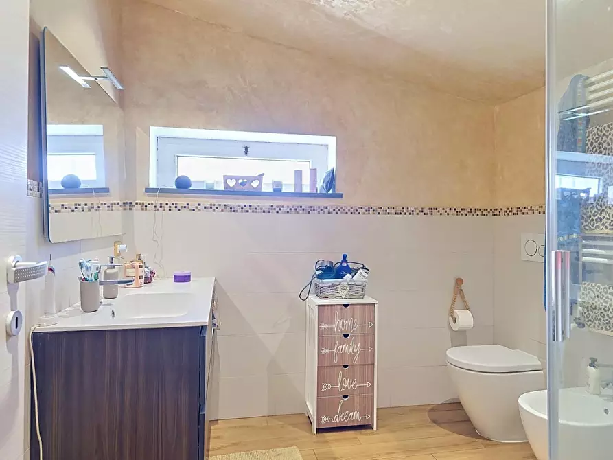 Immagine 40 di Casa bifamiliare in vendita  a San Giuliano Terme
